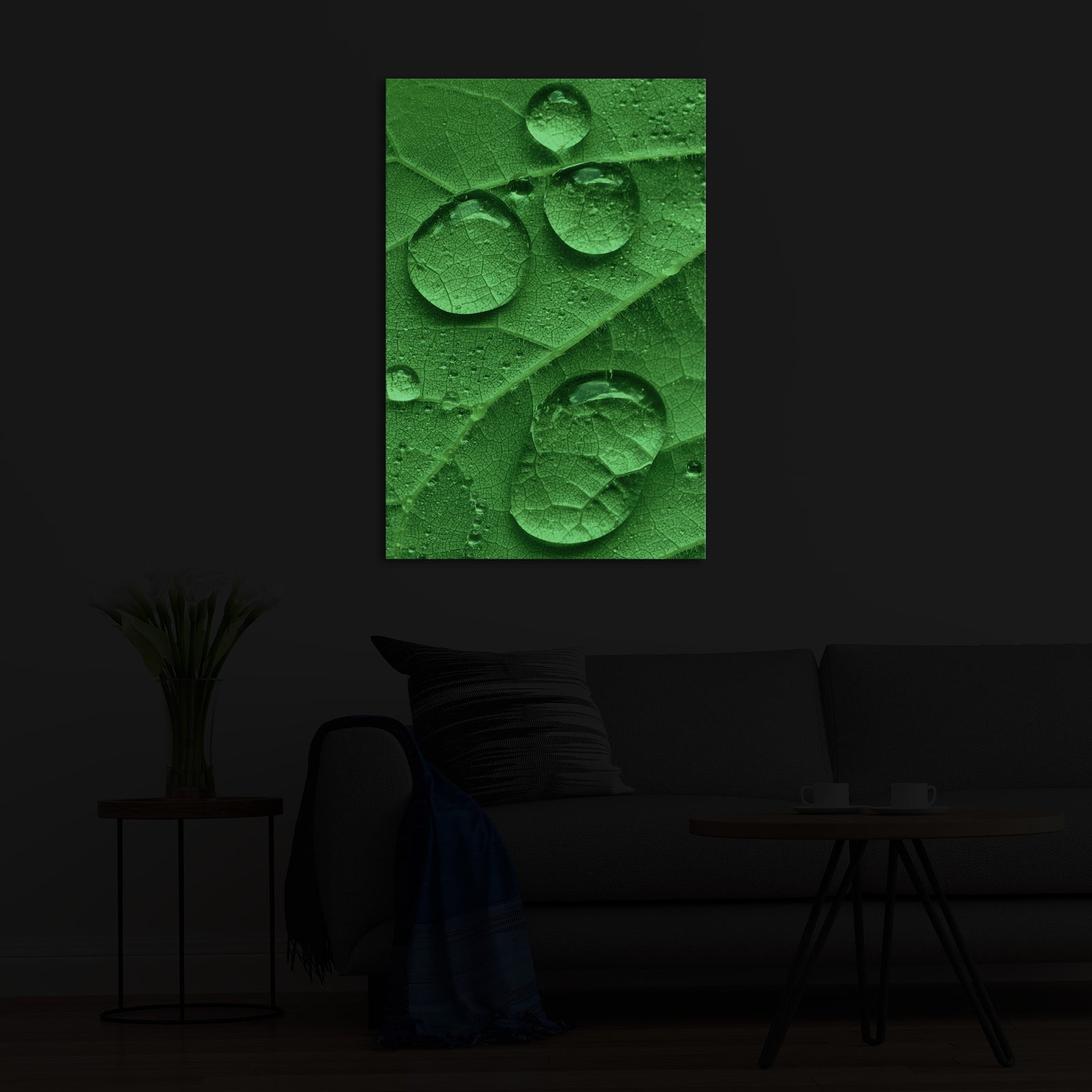 Abstract No. 177, glowing in a room at night